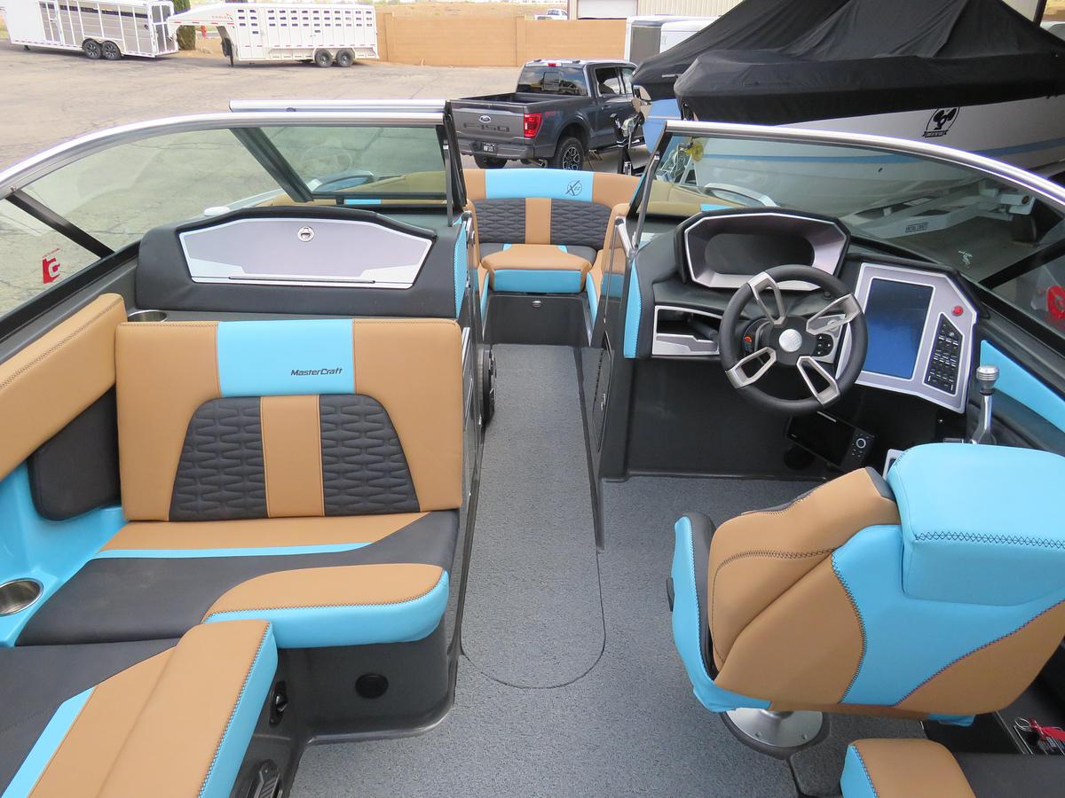 Used 2020 Mastercraft X22