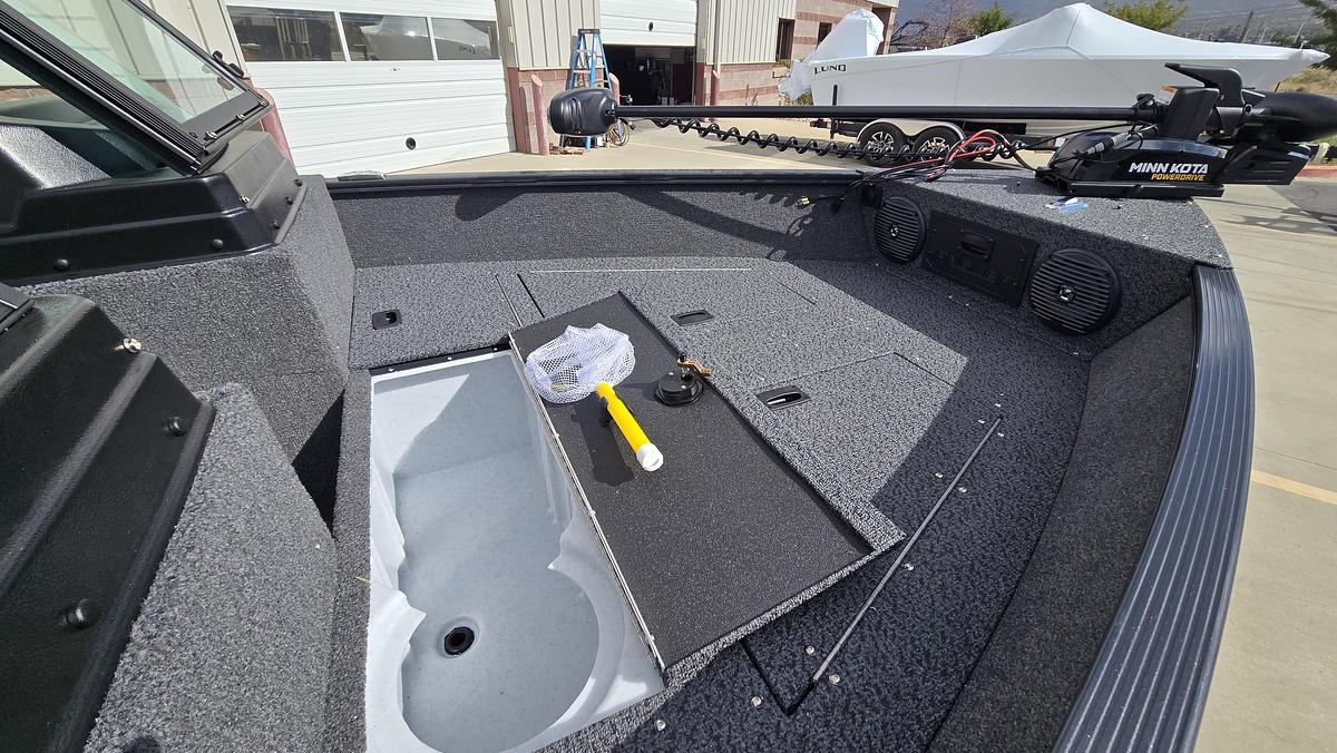 2027 Lund 1650 Angler Sport