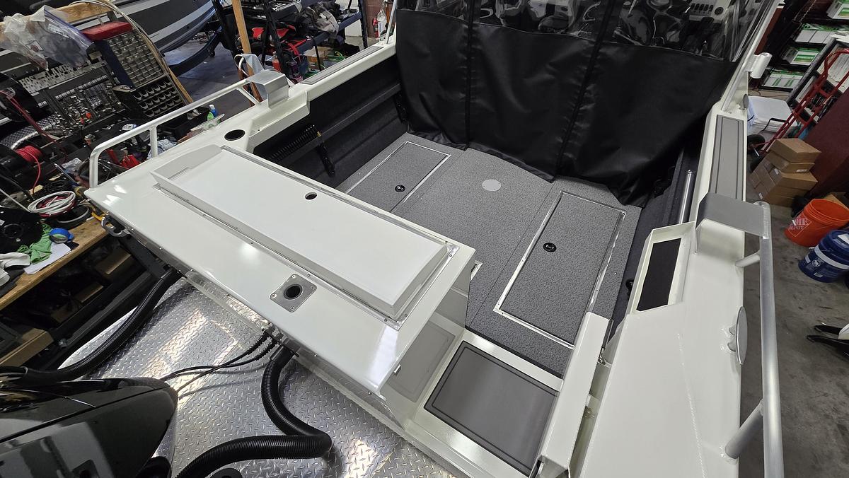 2026 Thunder Jet 200 Luxor