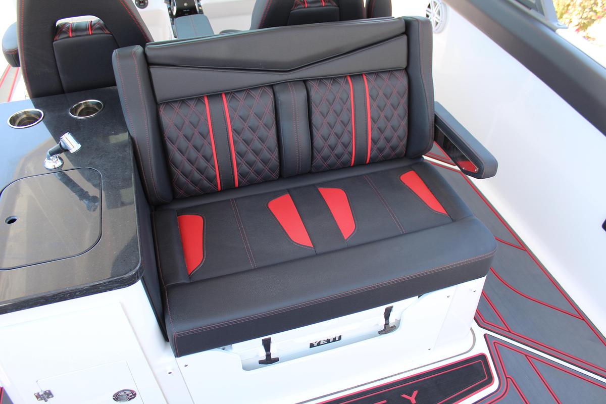 2025 Monterey Elite 30 OB