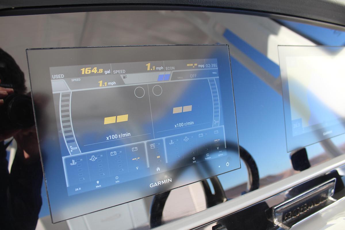 Used 2020 ROBALO R272