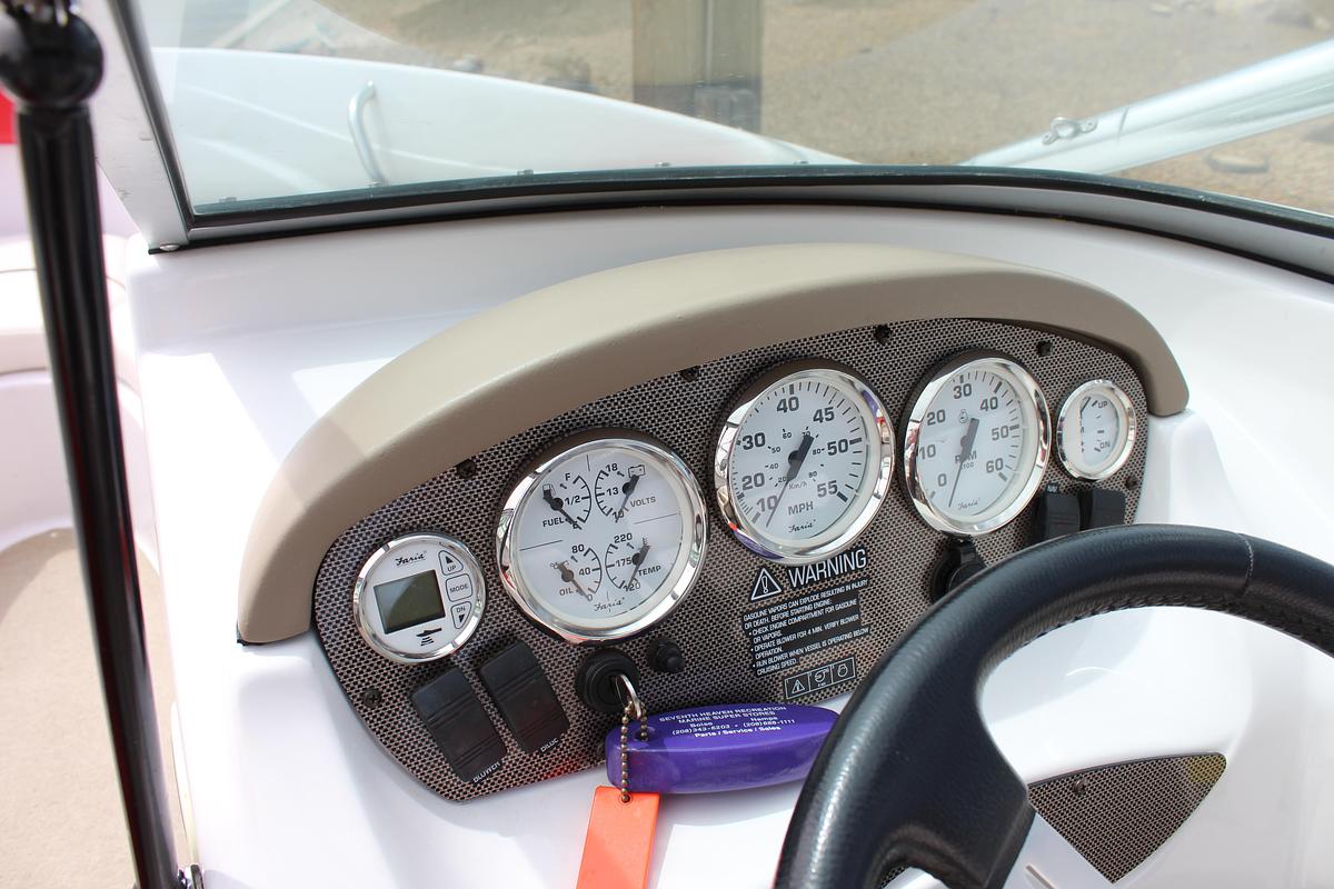 Used 2009 Fourwinns  H180