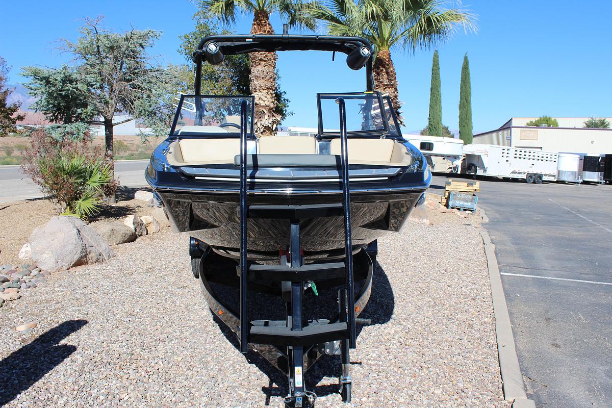 2026 Heyday Wake Boats H22