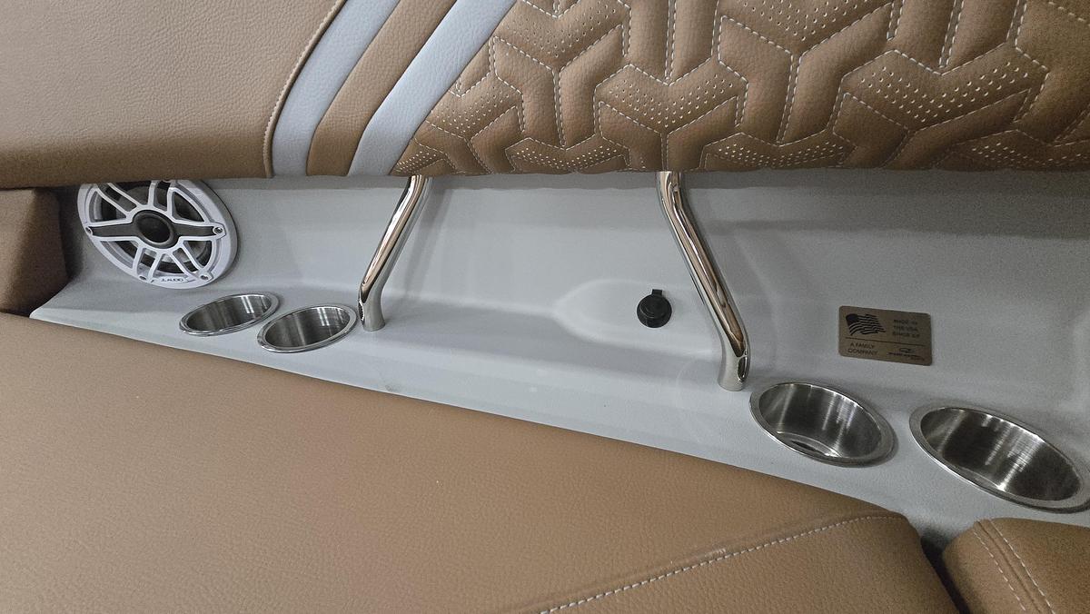 2026 Regal LS6 SURF ULTIMATE