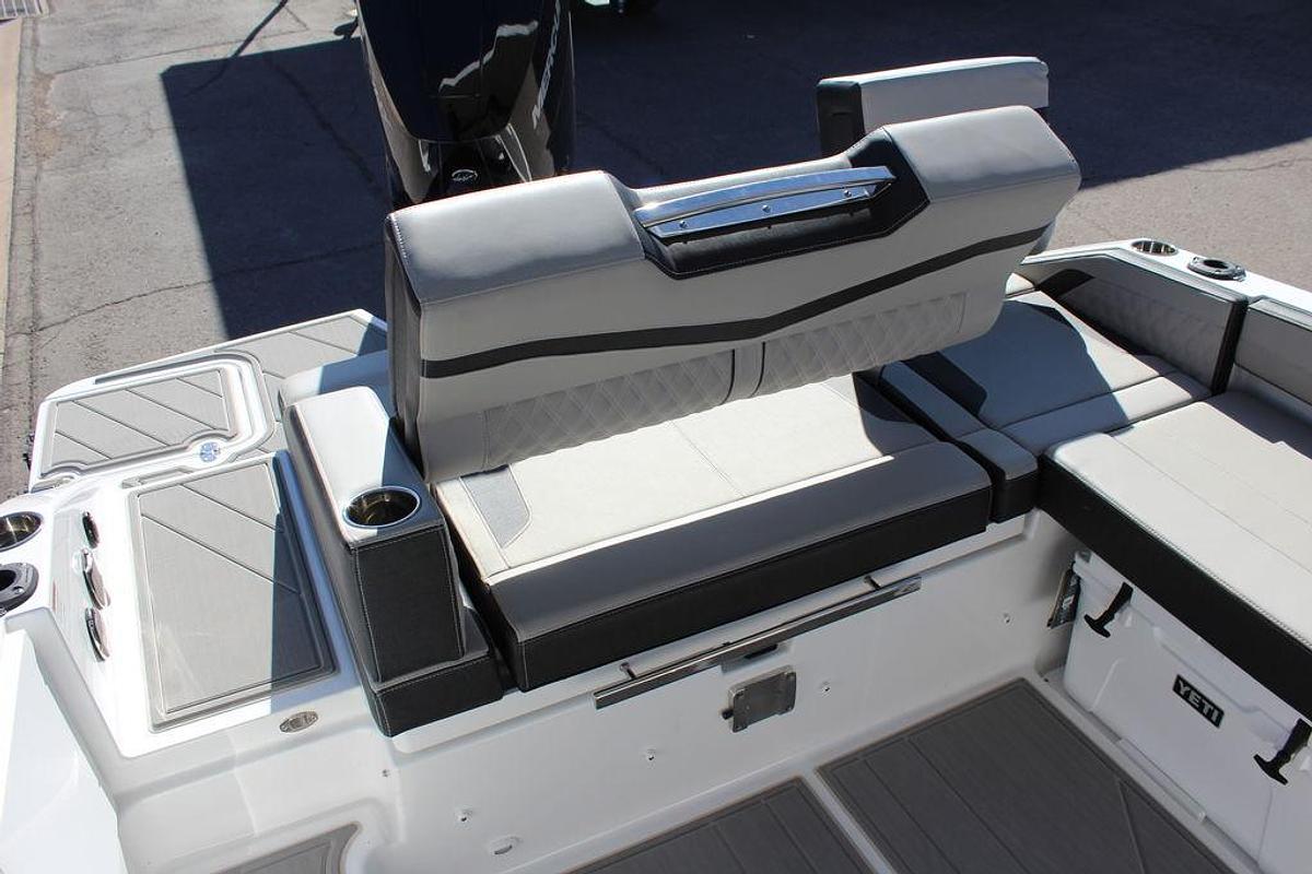 2025 Monterey Elite 27