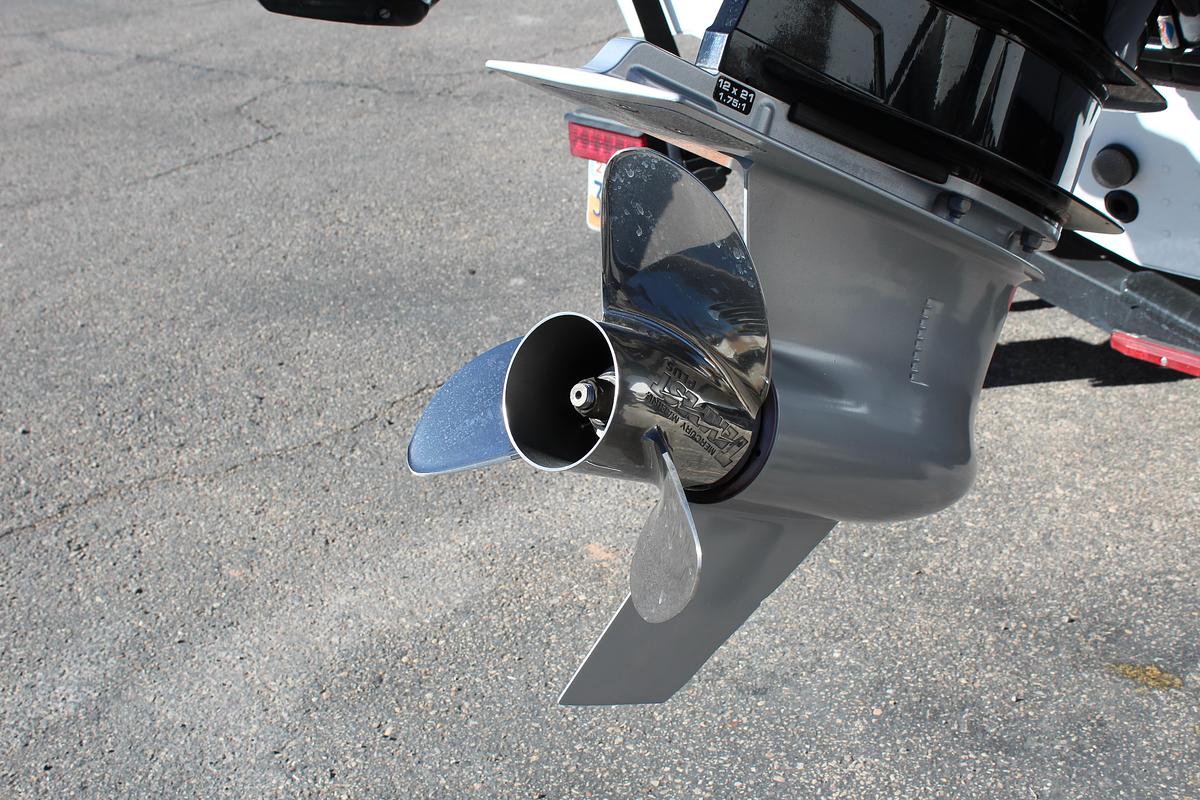 Used 2022 Lund 1975 Tyee Sport