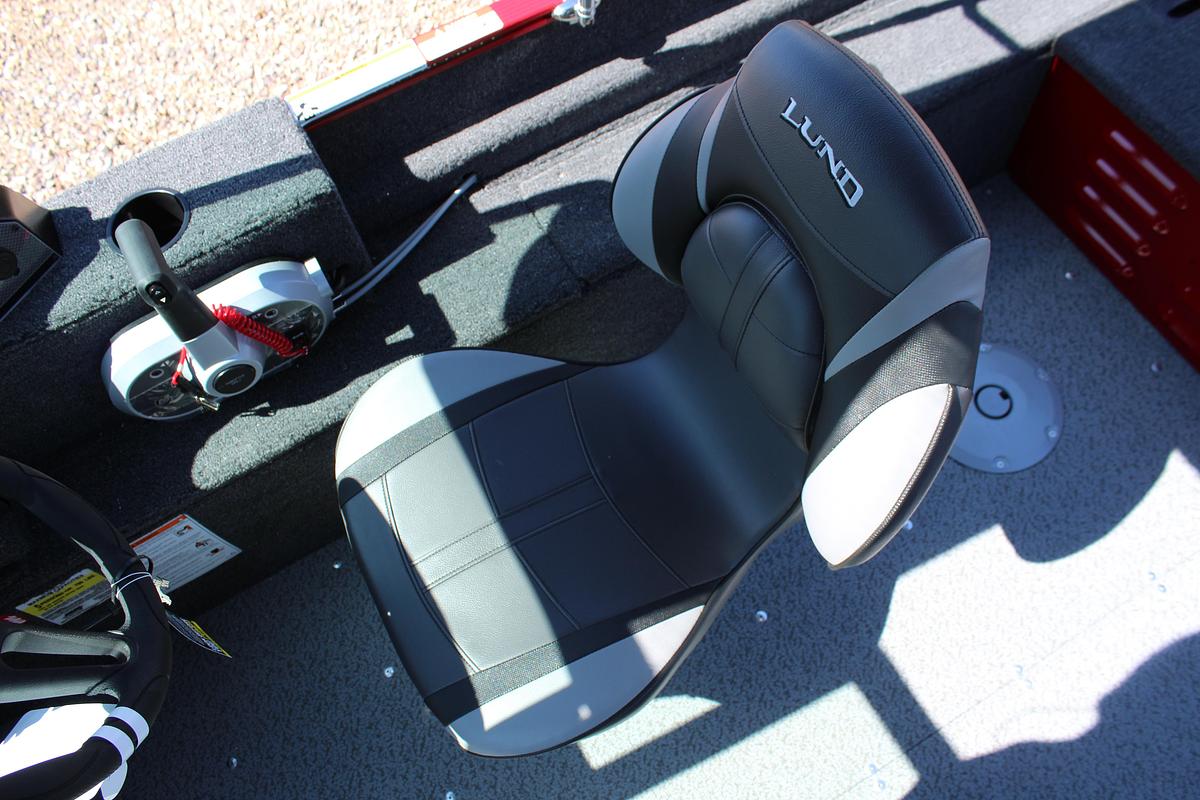 2026 Lund 1650 Angler Sport