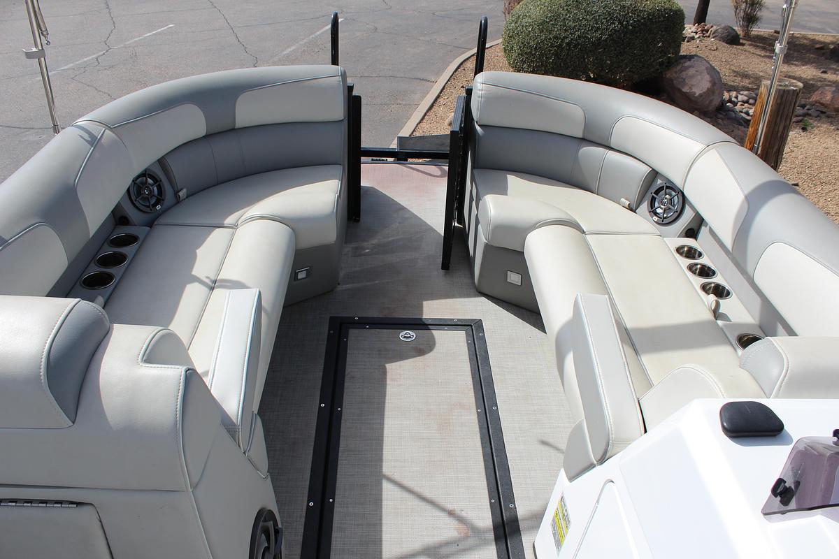 Used 2022 Montara SURF BOSS 2.0 25