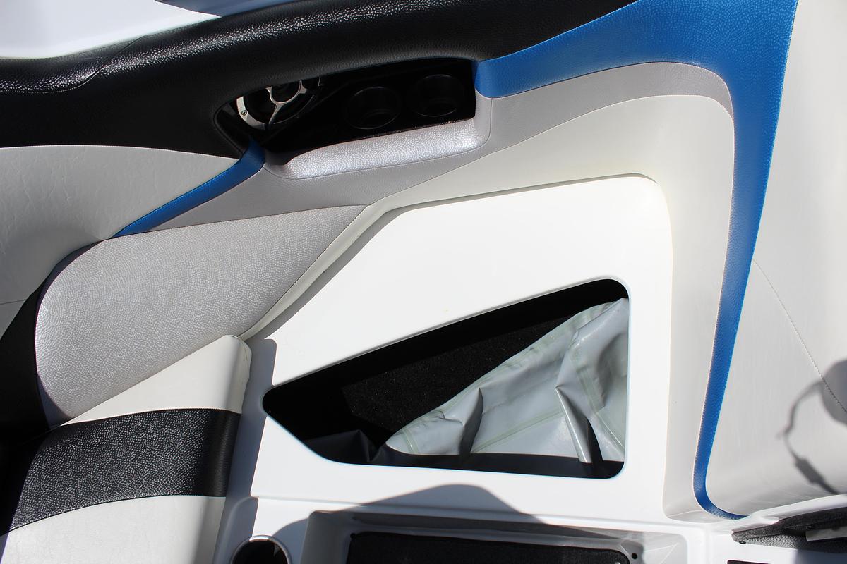 Used 2015 Centurion  FS44