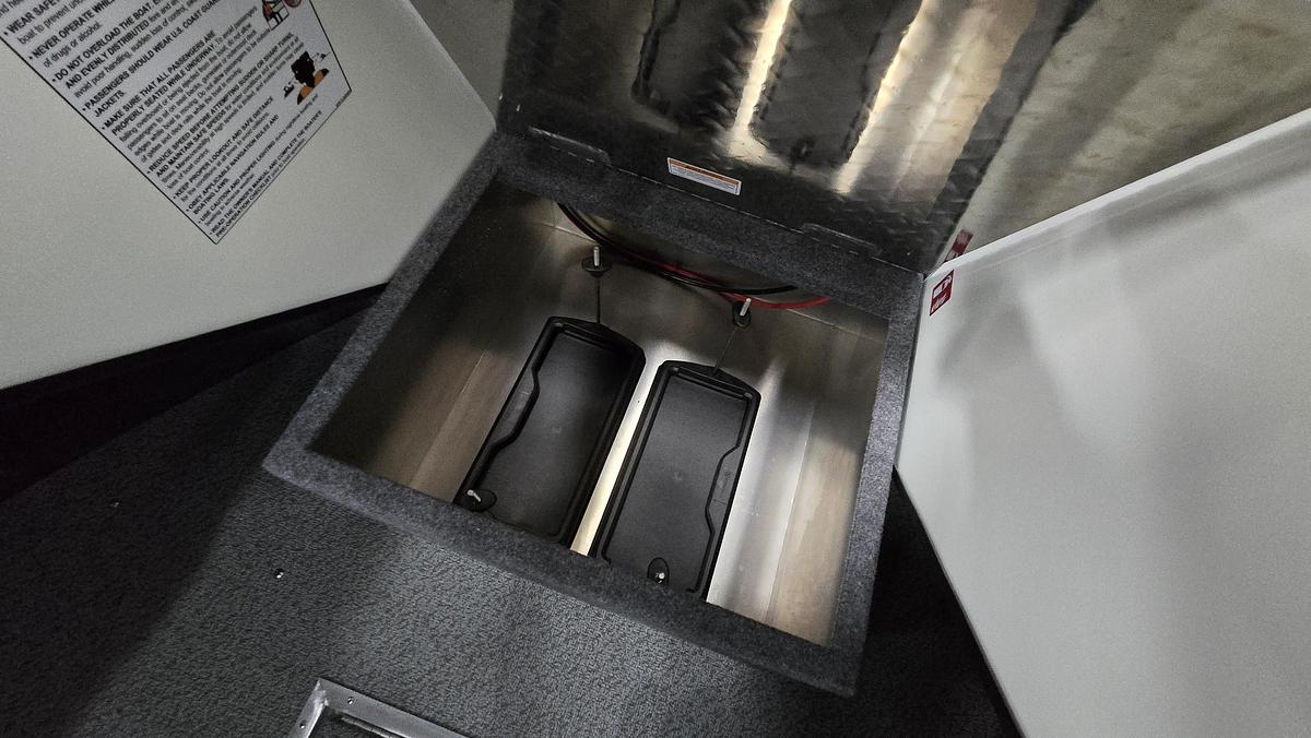 2026 Thunder Jet 200 Luxor