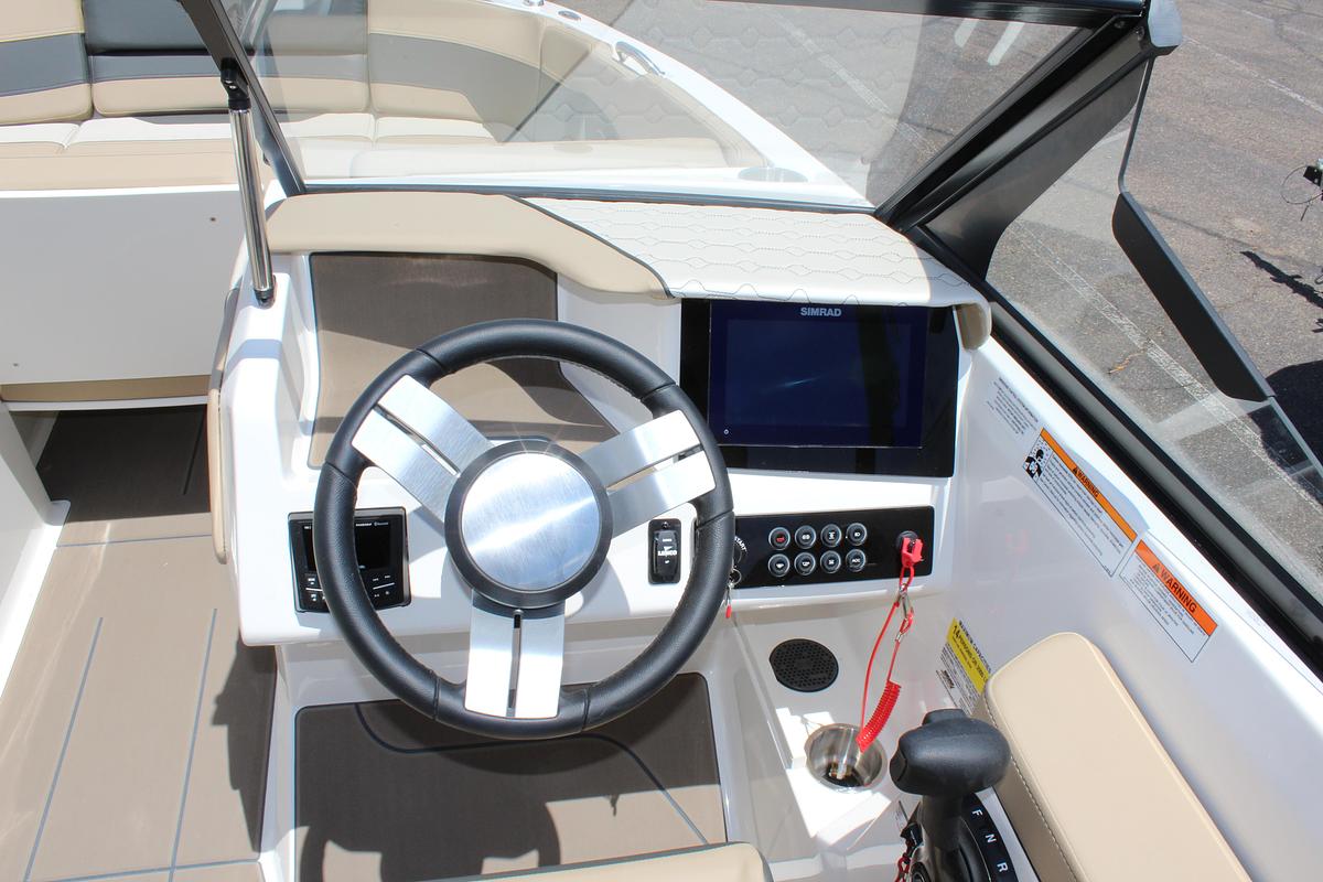 2027 Heyday Wake Boats H22