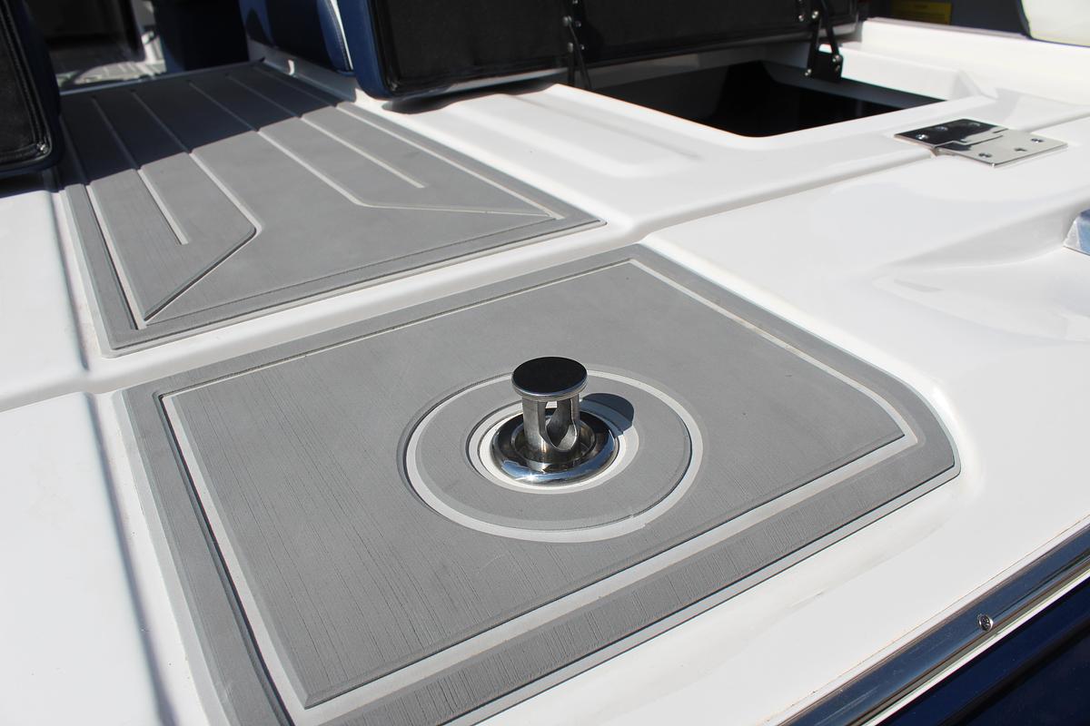 2026 Regal LS9 Surf Ultimate (Dealer Demo)