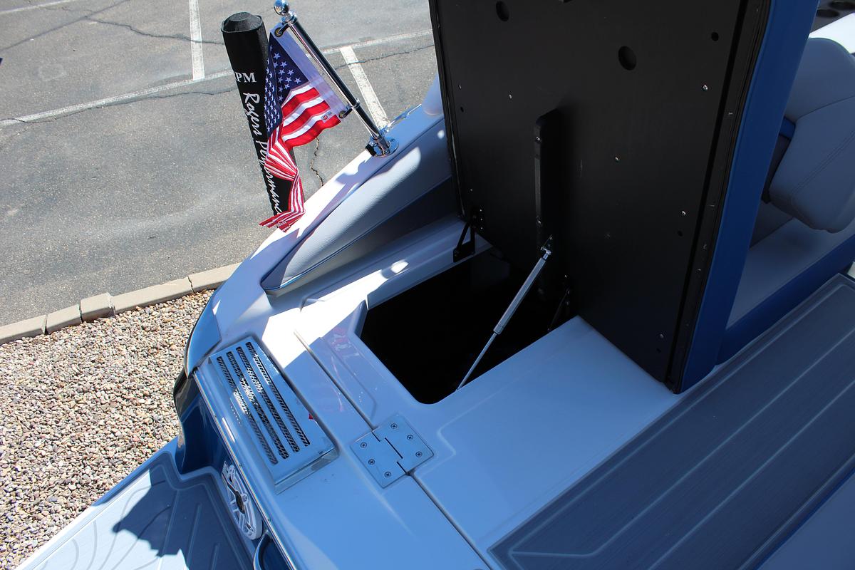 2026 Regal LS6 SURF ULTIMATE