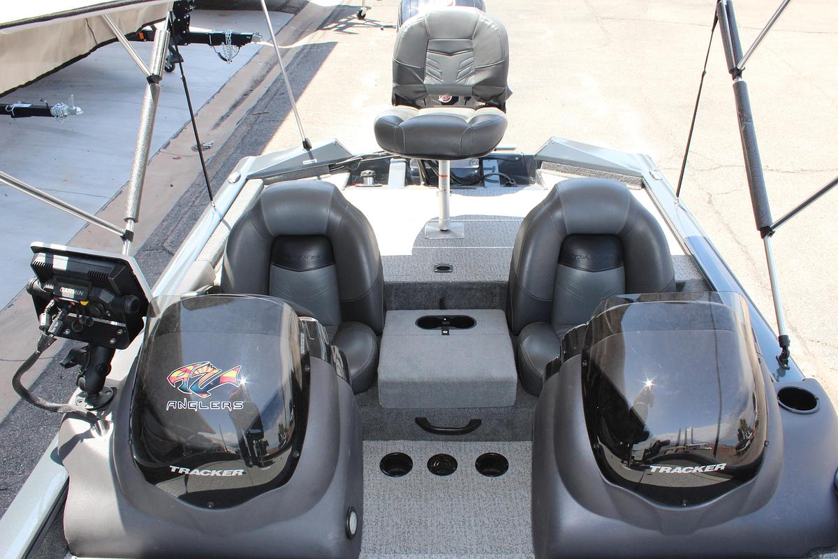 Used 2020  Tracker PRO TEAM 190 TX