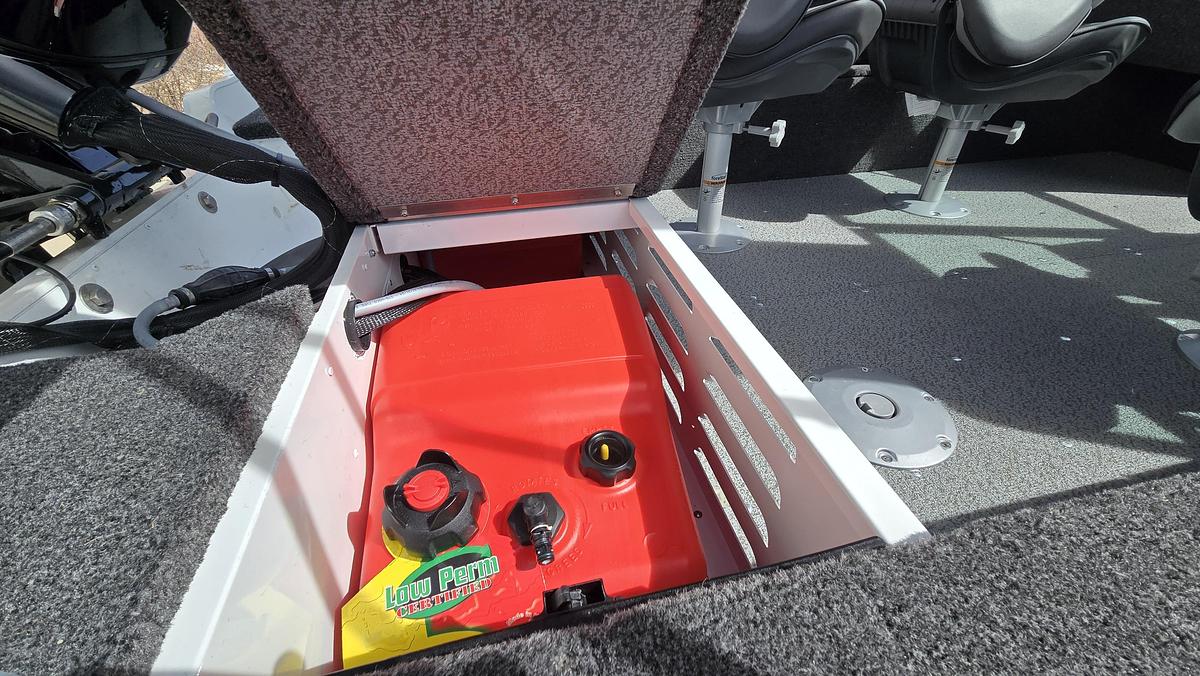 2026 Lund 1650 Angler Sport