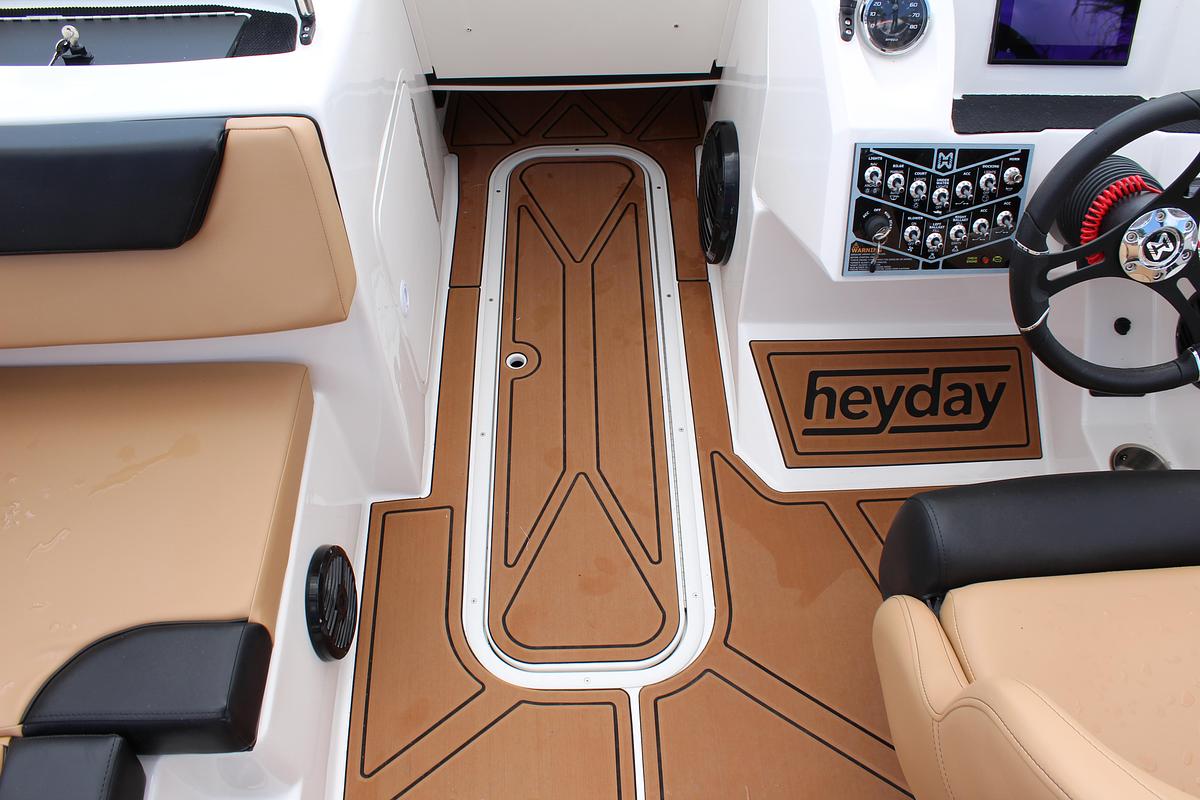 2026 Heyday Wake Boats Wt2 DC