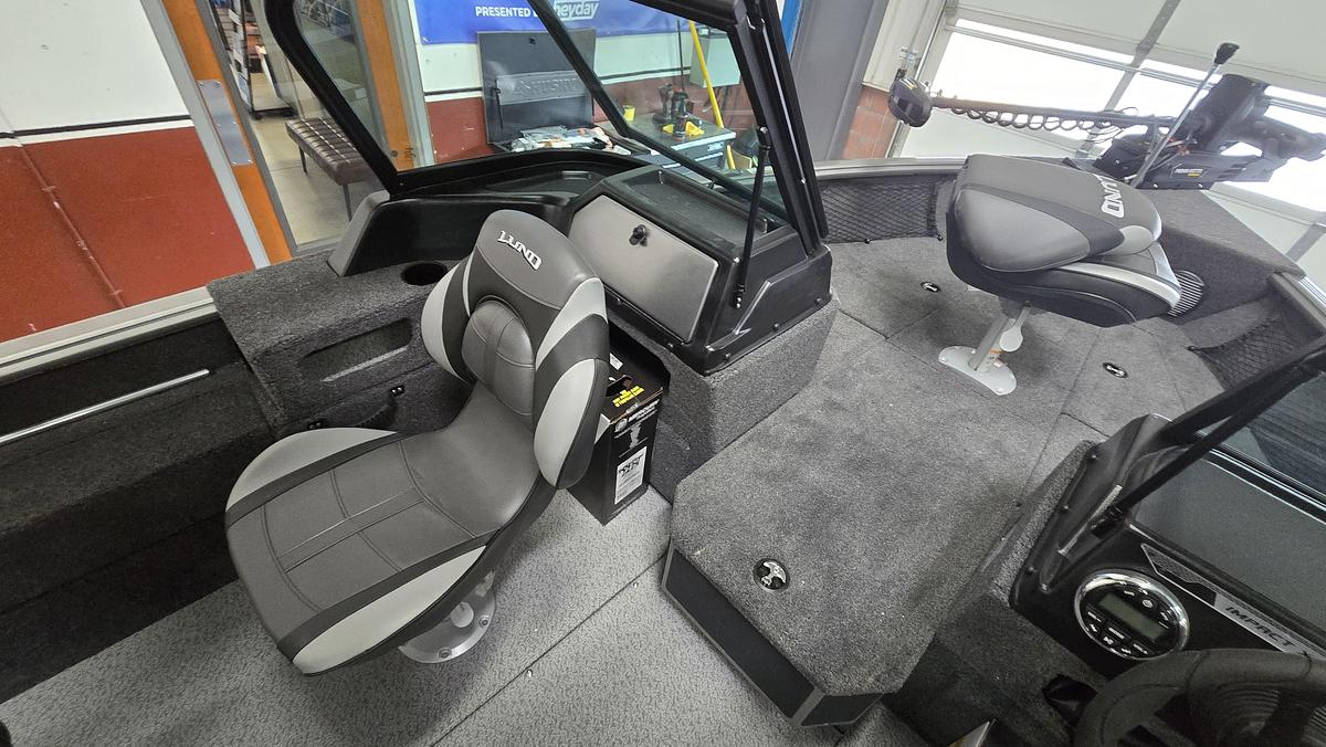 2026 Lund 1775 Impact XS Sport