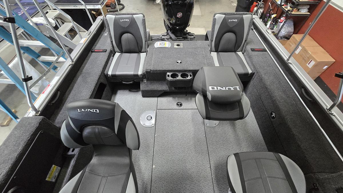 2026 Lund 1775 Impact XS Sport