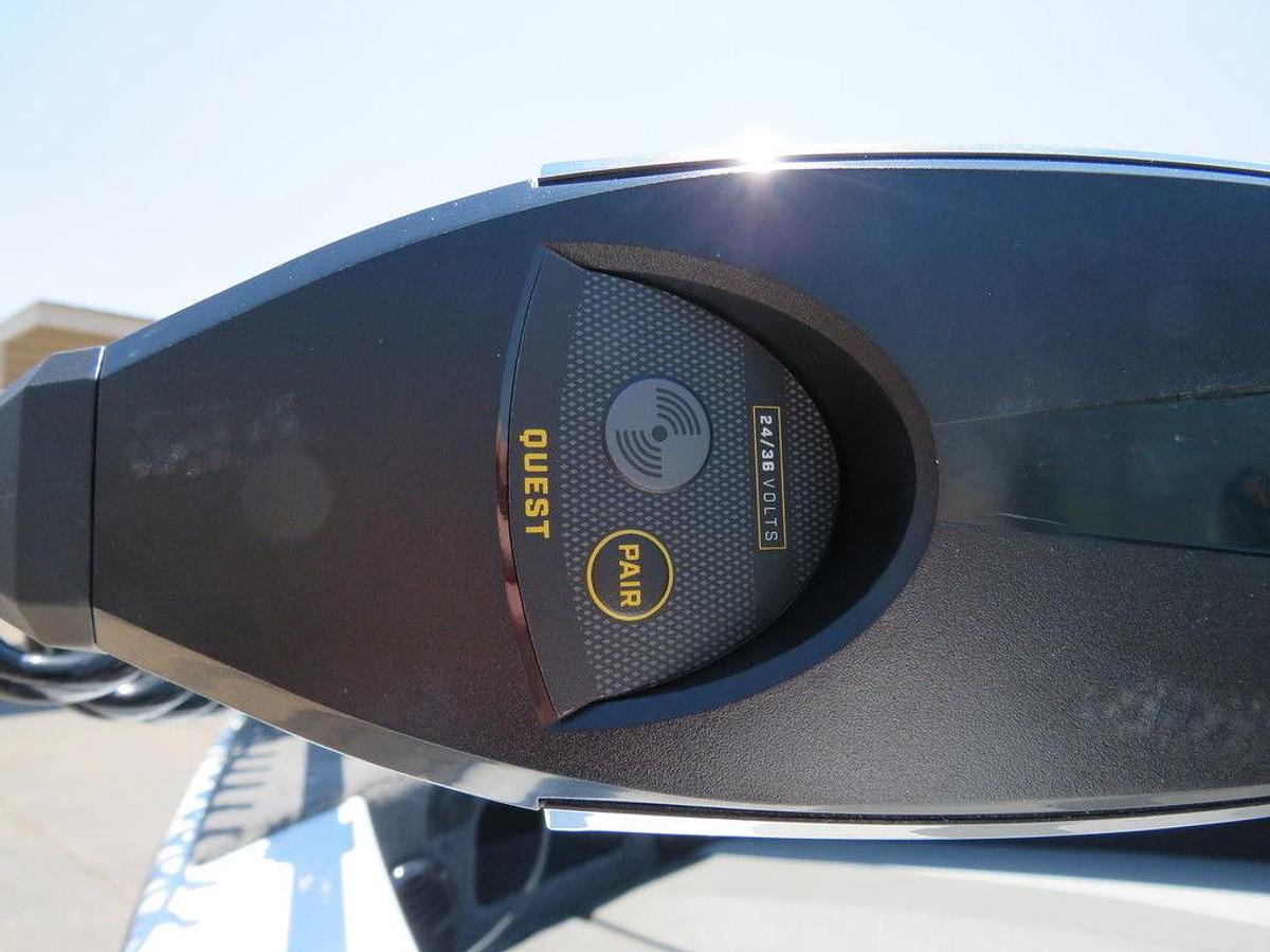 2025 Lund 1875 Crossover XS Sport