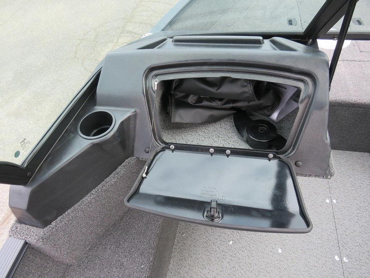 2025 Lund 1650 Angler Sport