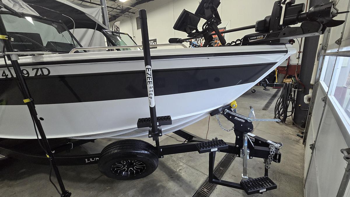 Used 2022 Lund 2275 Baron Sport