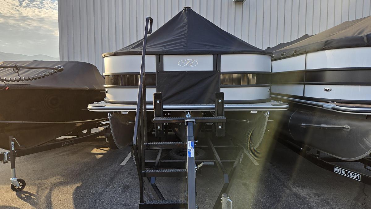 2026 Bentley 223 4PT Pontoon 3/4 Tube 