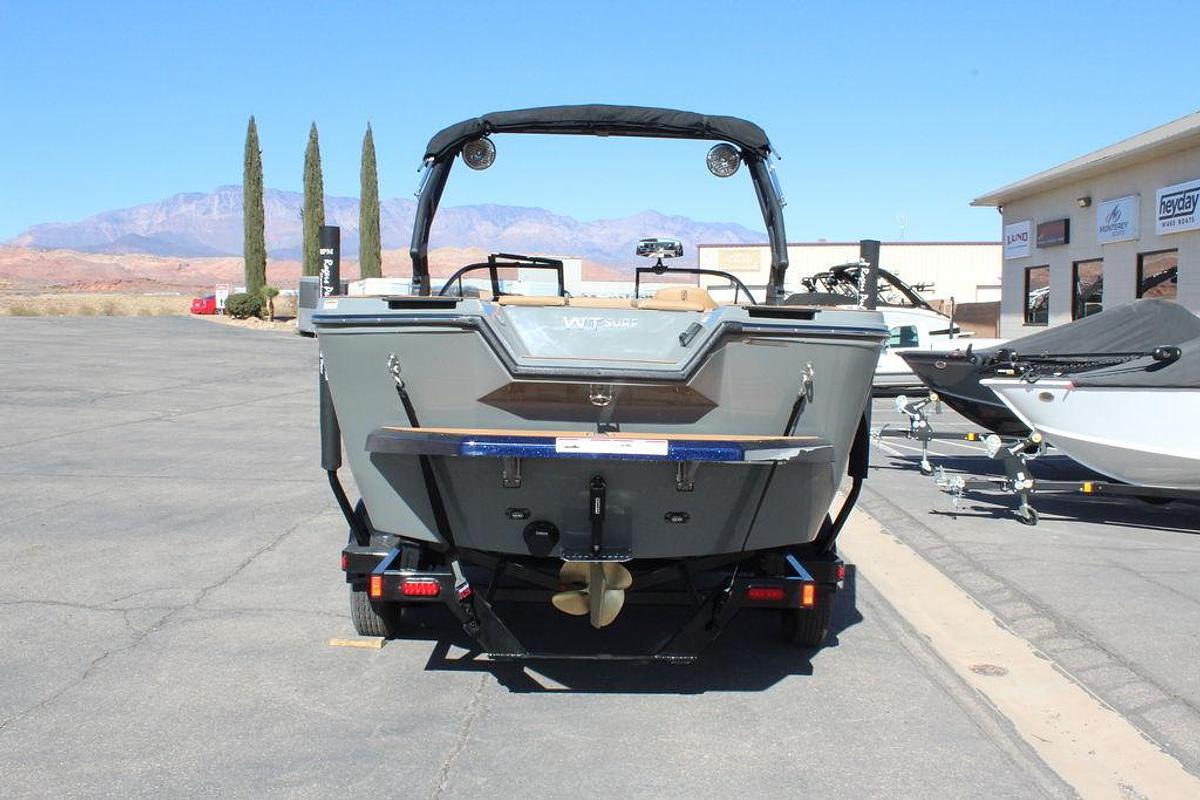 2025 Heyday Wake Boats WTSURF