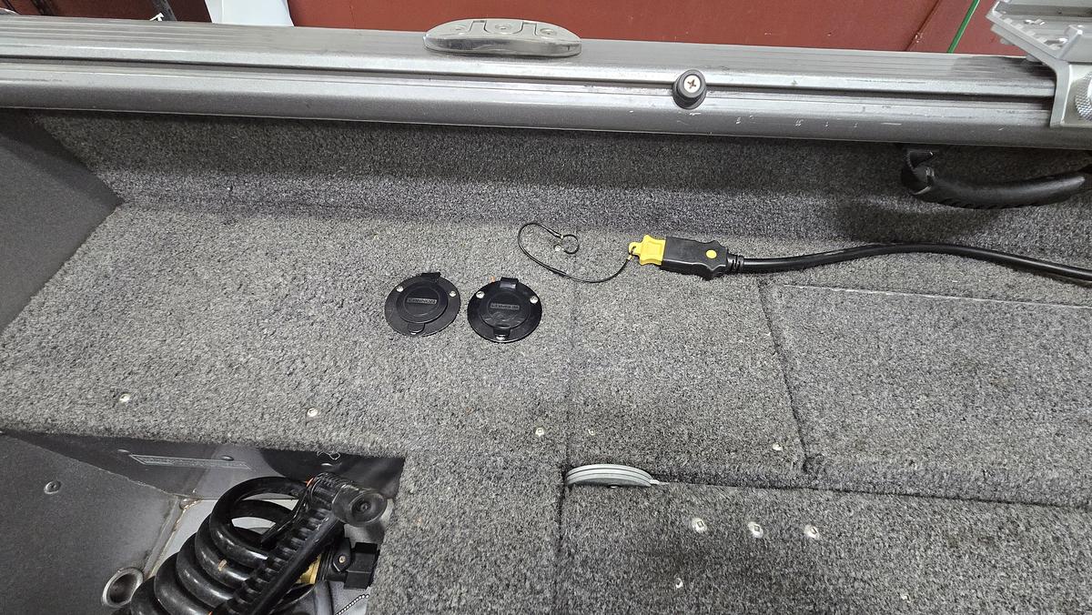 Used 2018 Lund 1875 Impact XS Sport