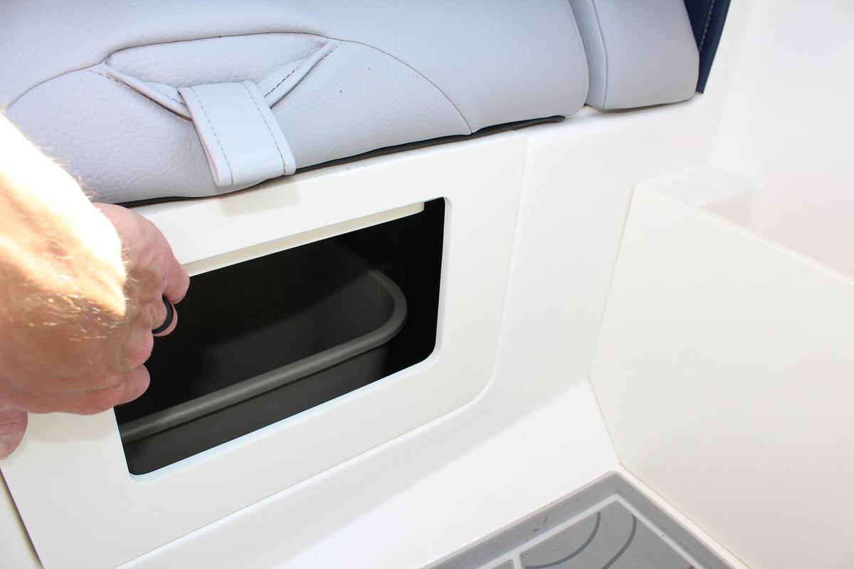 2026 Regal LS9 Surf Ultimate (Dealer Demo)