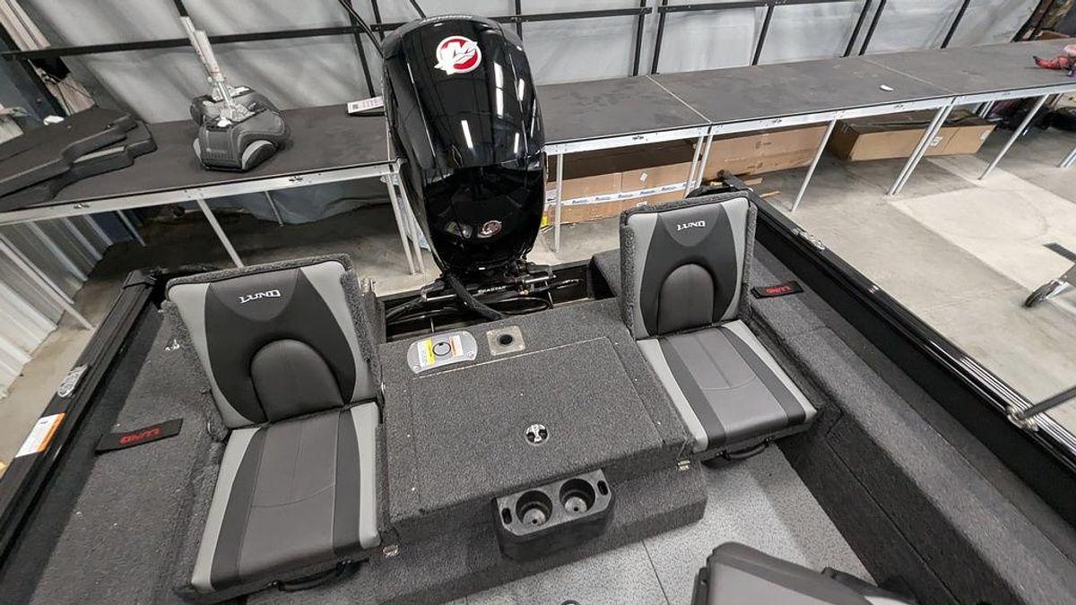 2025 Lund 1875 Impact XS Sport