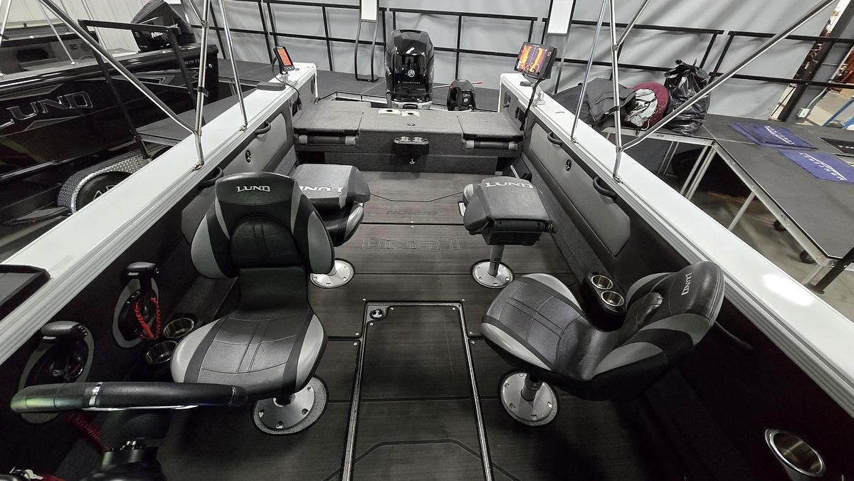 Used 2022 Lund 2275 Baron Sport