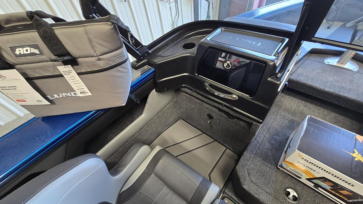 2026 Lund 1875 Crossover XS Sport