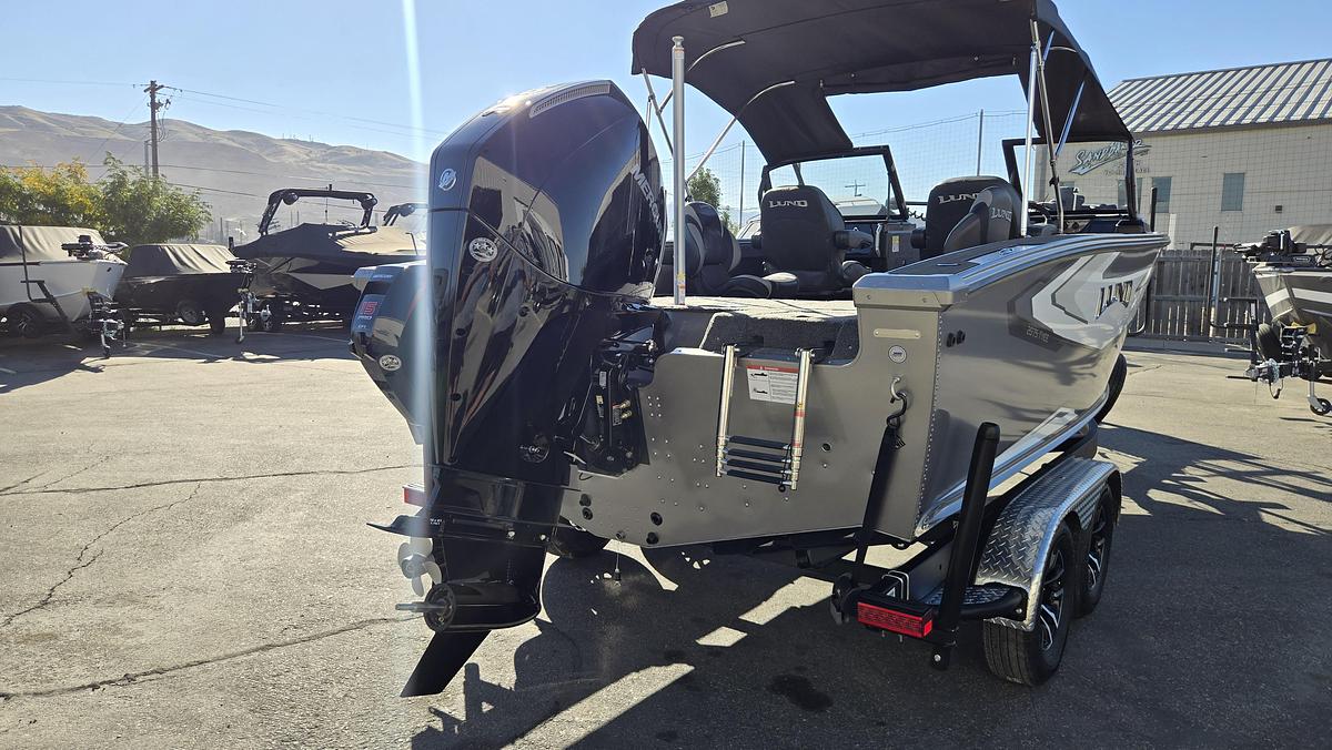 2027 Lund 2075 Tyee Sport
