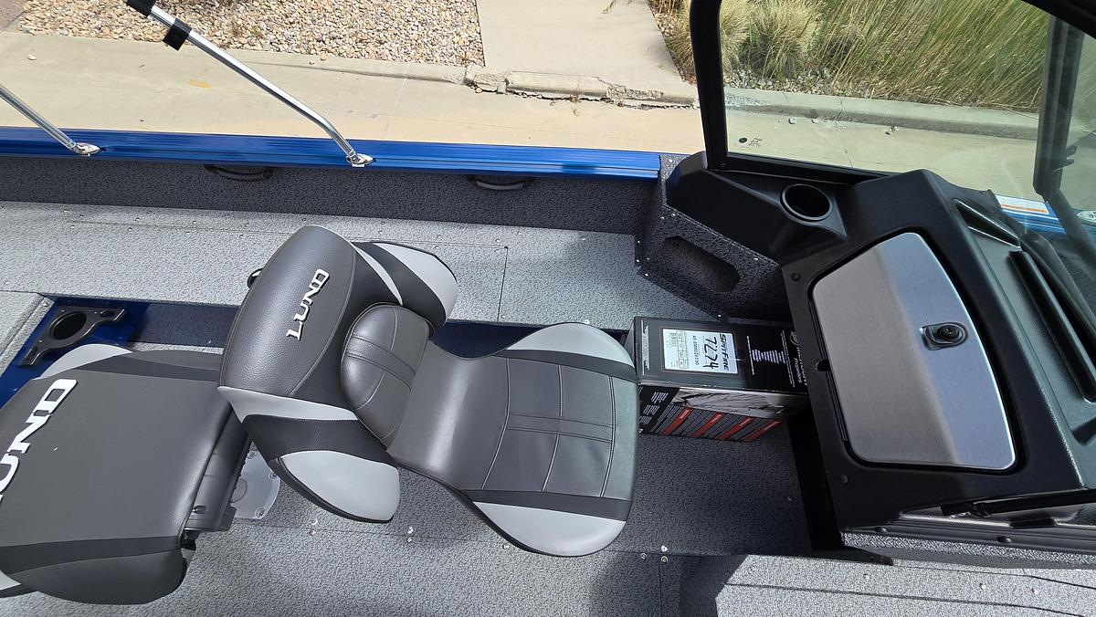 2026 Lund 1800 Explorer Sport