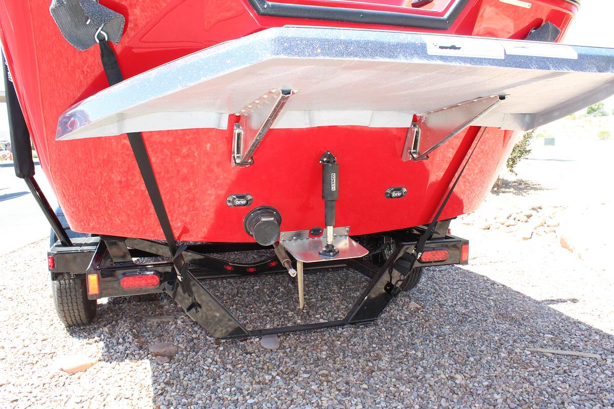 2025 Heyday Wake Boats WTSURF