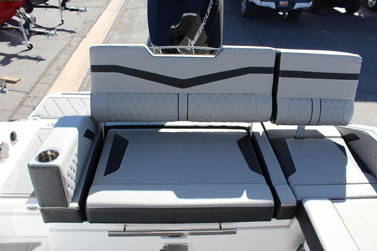 2025 Monterey Elite 27