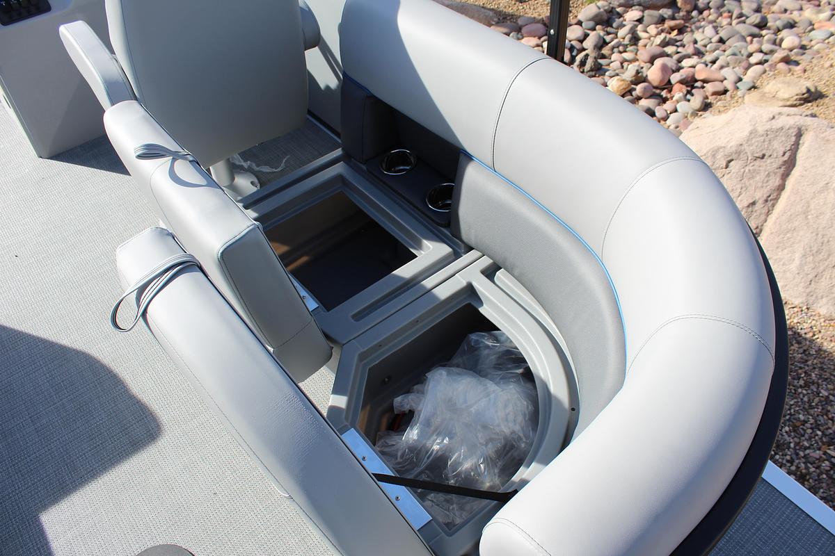 2026 Bentley Pontoons 203 Bolt