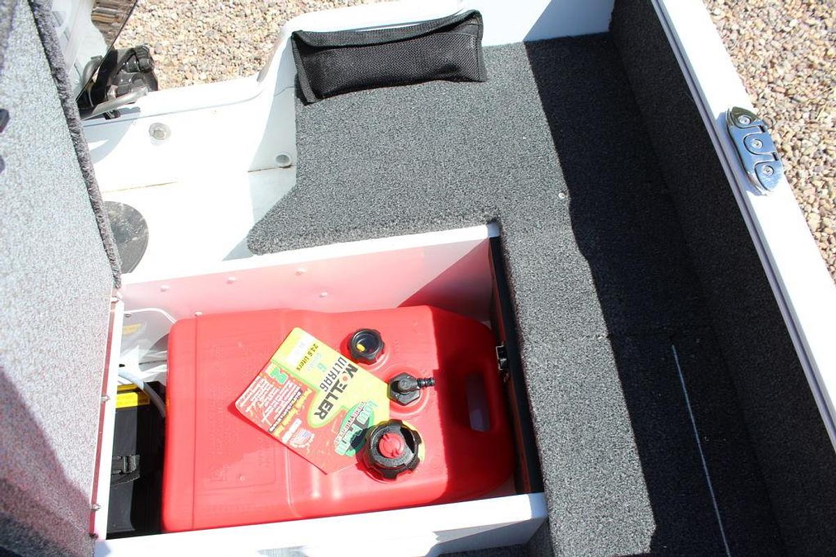 2025 Lund 1650 Angler SS