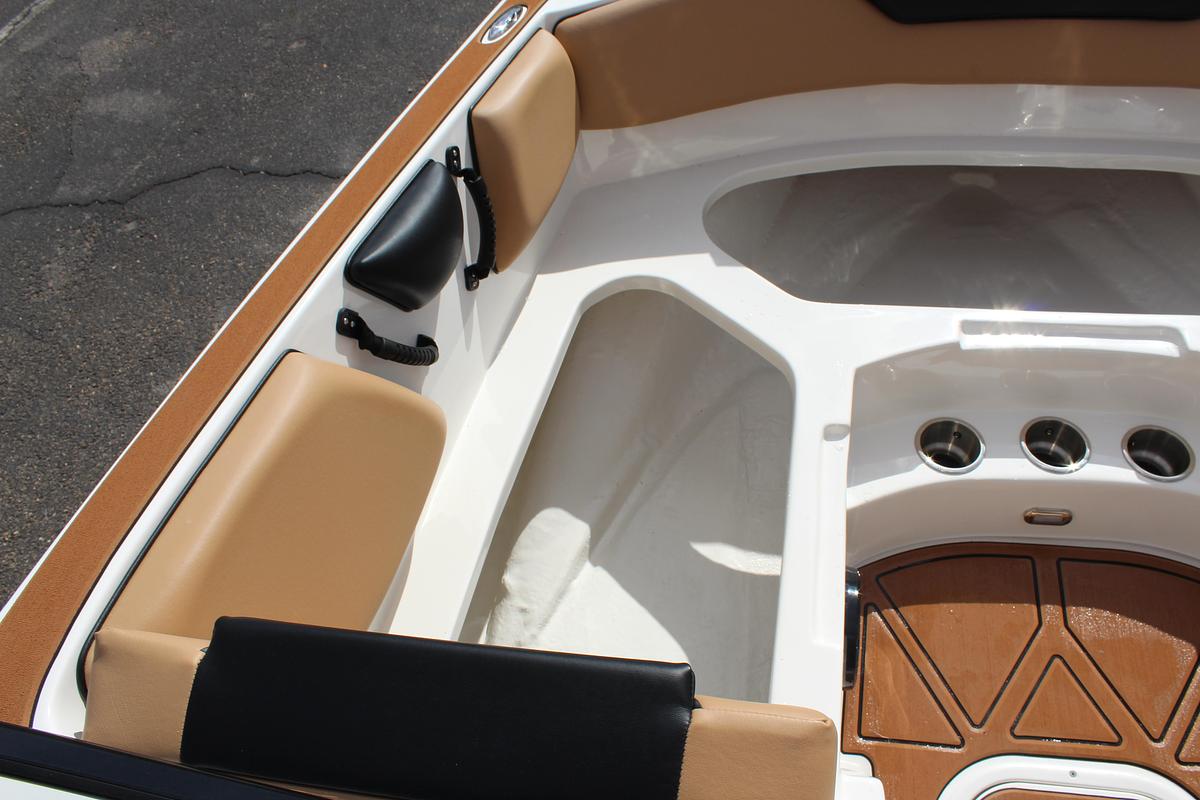 2026 Heyday Wake Boats Wt2 DC