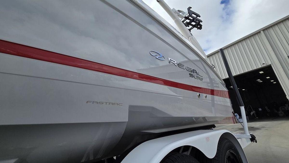 2025 Regal LS4 Surf