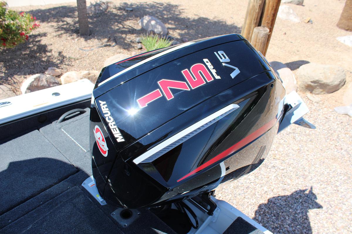 Used 2026 Lund 1875 Crossover XS Sport