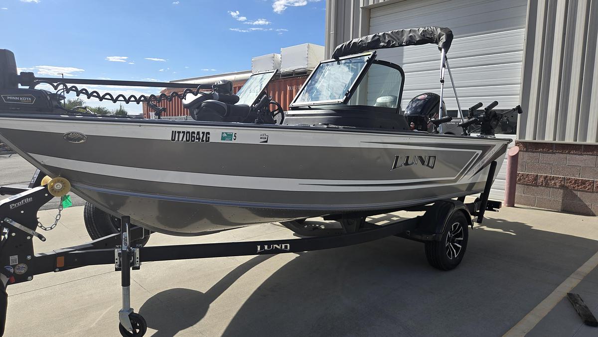 Used 2025 Lund 1775 Impact XS Sport