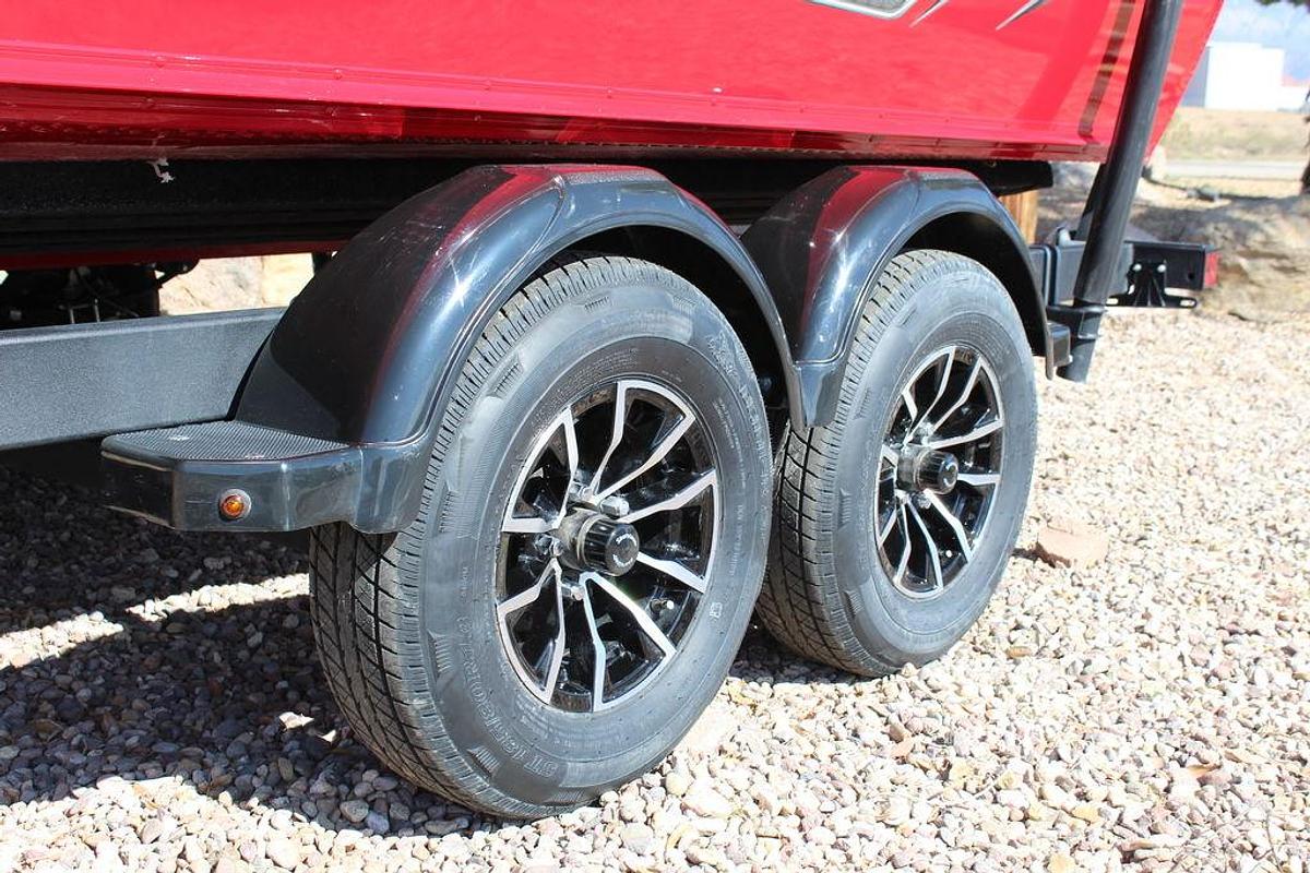 2025 Lund 1875 Impact XS Sport