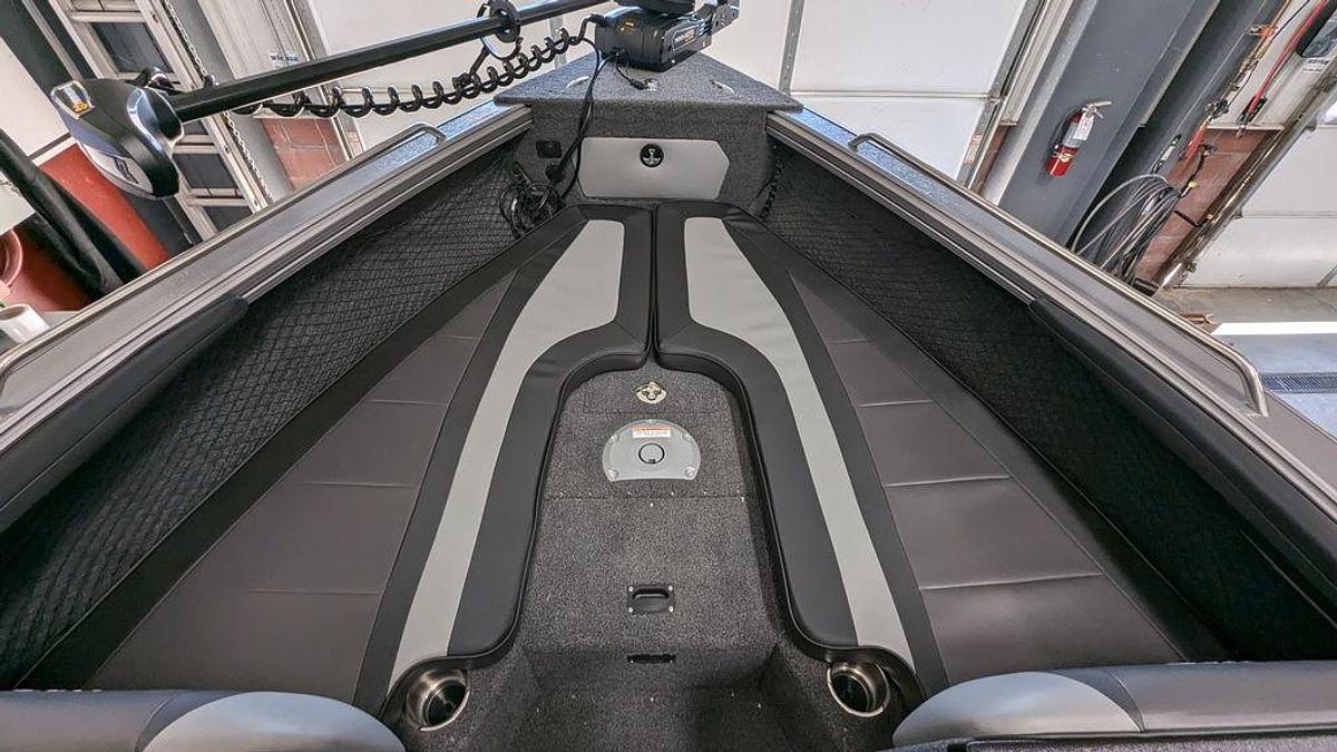 2025 Lund 2275 Baron