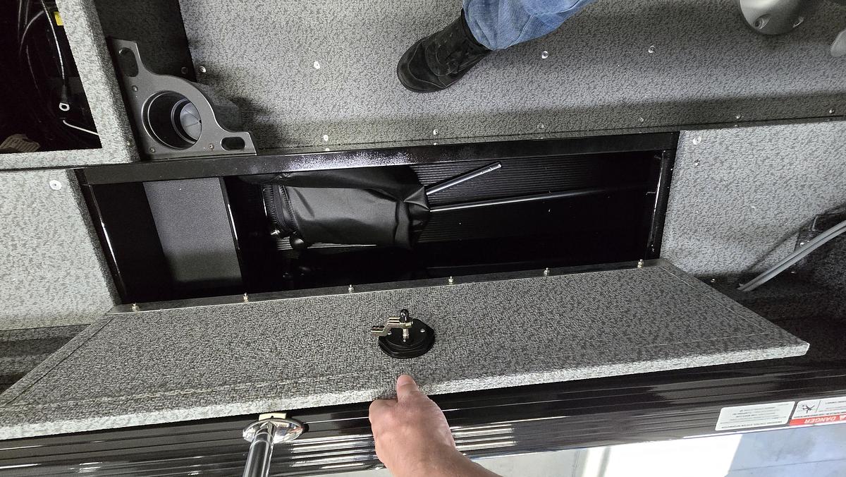 2026 Lund 1800 Explorer SS