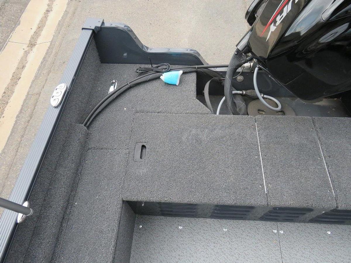 2025 Lund 1650 Angler Sport