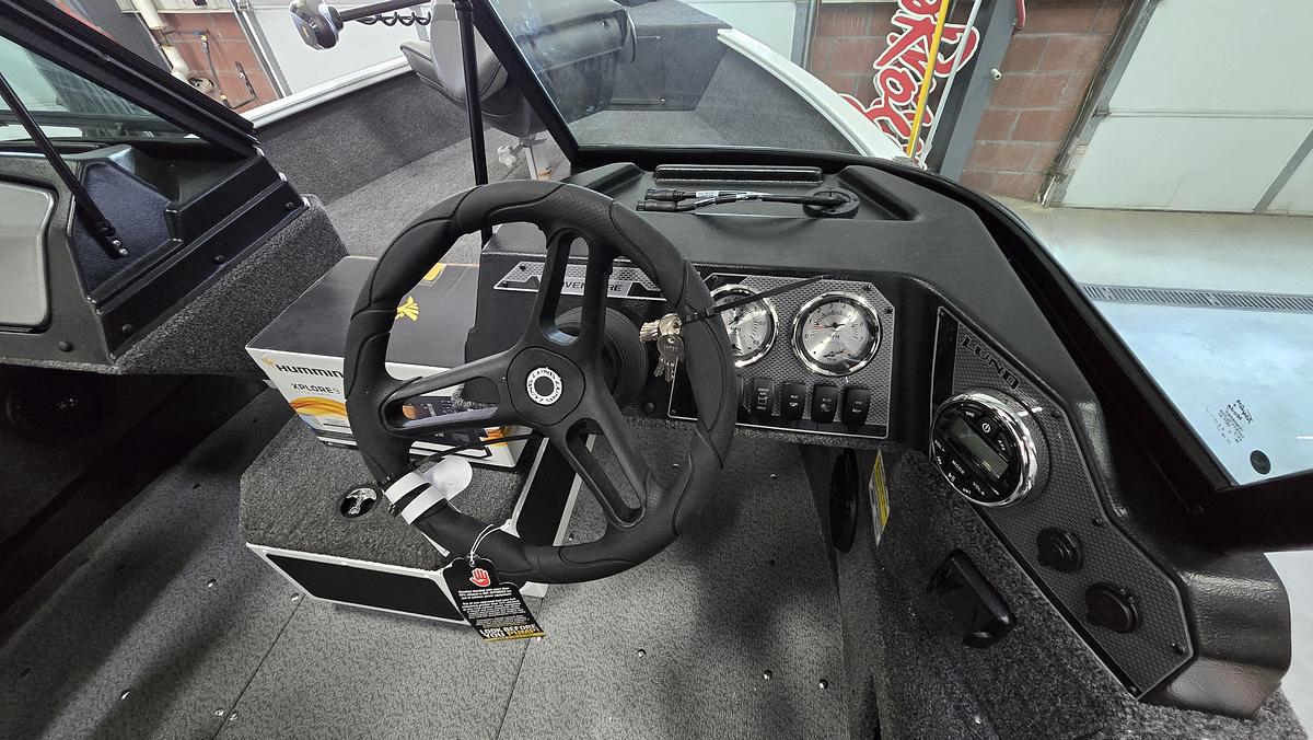 2026 Lund 1775 Adventure Sport