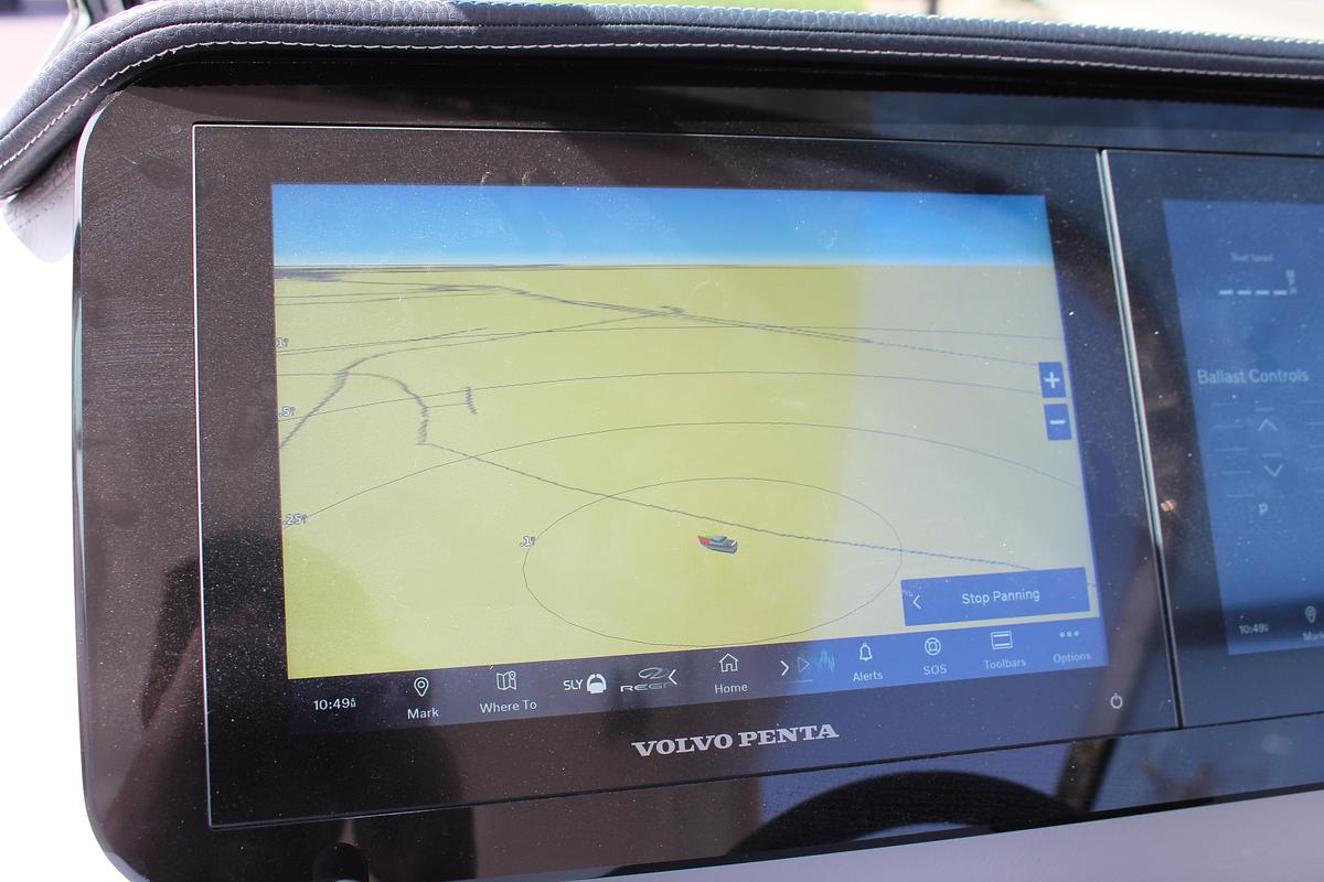 2026 Regal LS9 Surf Ultimate (Dealer Demo)