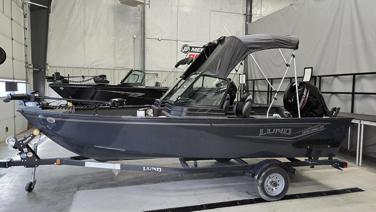 2024 Lund 1650 Angler Sport