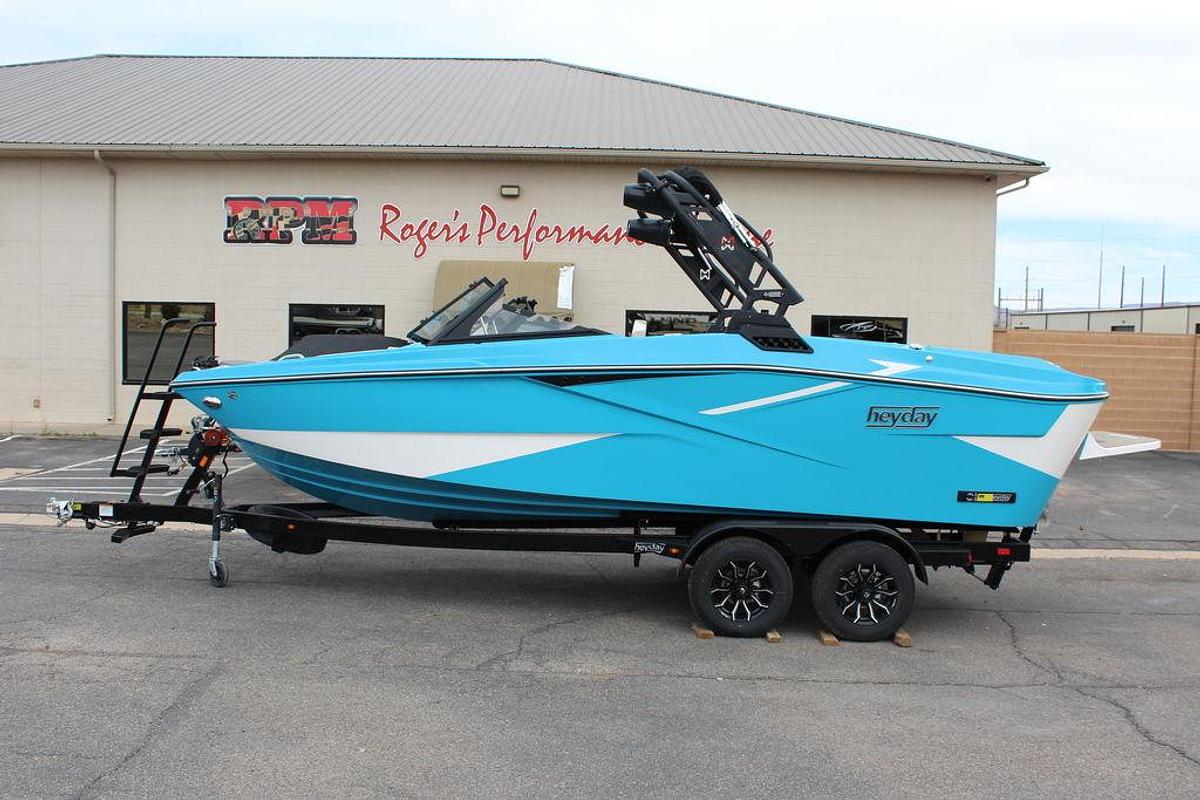 2025 Heyday Wake Boats H22